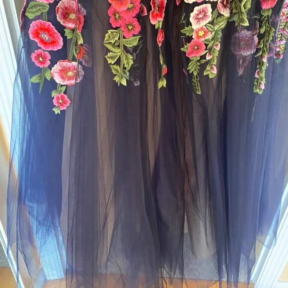 OSCAR De La RENTA  Hollyhocks Threadwork Tulle Long-Sleeve Gown Size 14  $4,990 - Picture 14 of 15